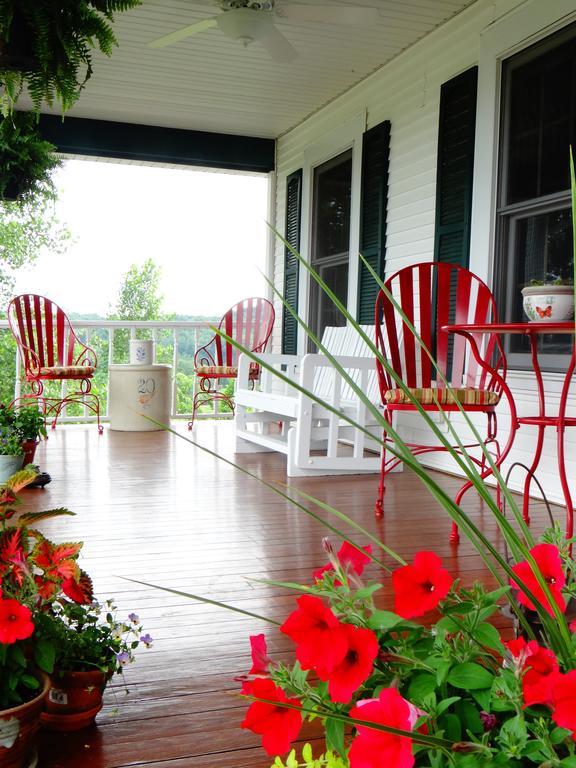 The Meier Inn, A Country Bed & Breakfast Boyceville Exterior photo